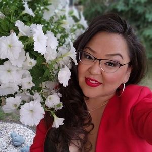 Meet your Posher, Roselyn